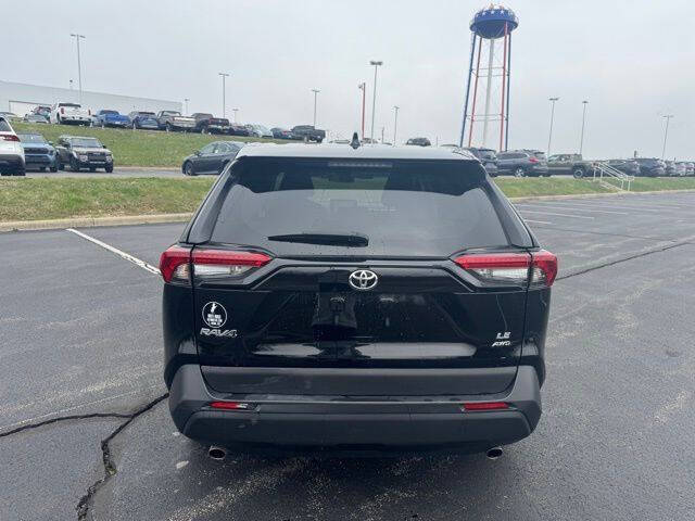 2023 Toyota RAV4 LE