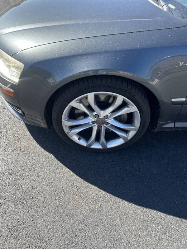 2008 Audi S8 quattro