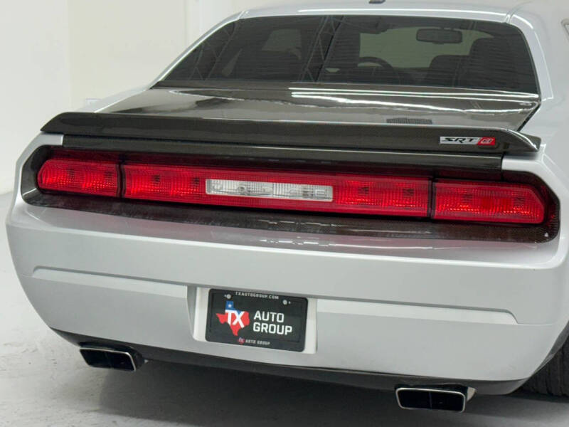 2008 Dodge Challenger SRT8