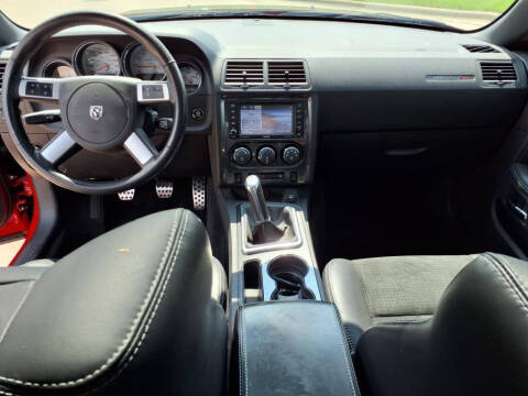 2009 Dodge Challenger SRT8