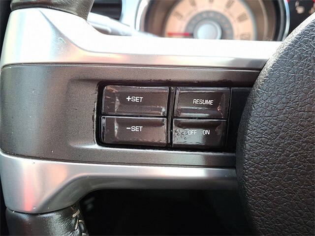 2010 Ford Mustang V6