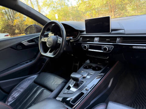 2019 Audi A4 quattro Premium Plus 45 TFSI