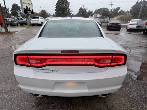 2013 Dodge Charger SE
