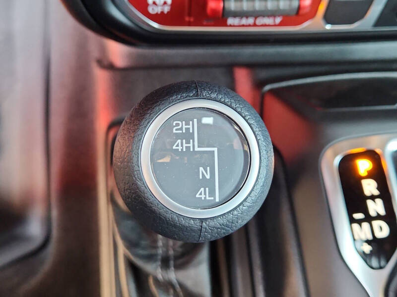 2025 Jeep Gladiator Willys