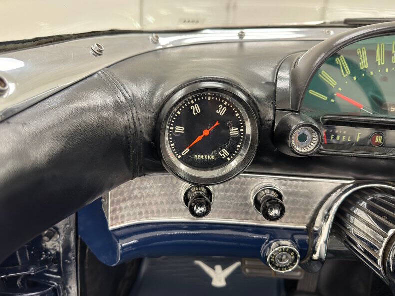 1955 Ford Thunderbird