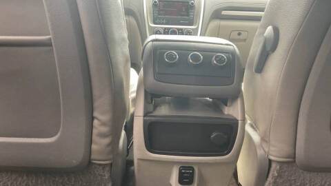 2015 GMC Acadia SLE-2