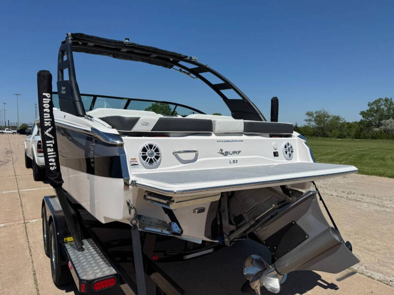 2025 Regal LS2 SURF