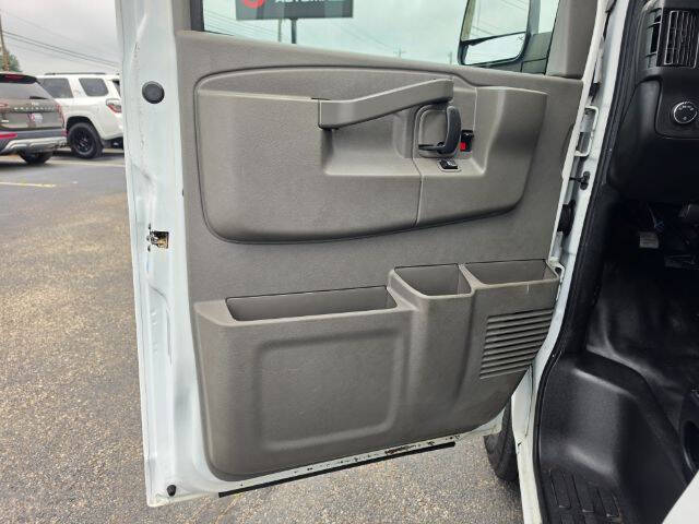 2017 Chevrolet Express 2500