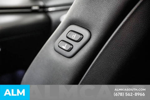 2023 Genesis GV70 2.5T Standard