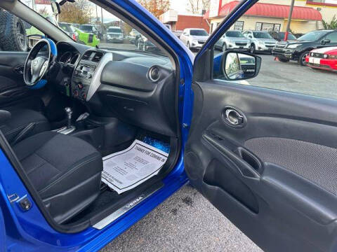 2016 Nissan Versa 1.6 S