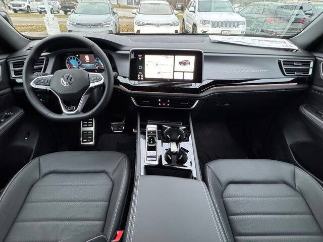 2026 Volkswagen Atlas Cross Sport SEL R-Line Black 4Motion