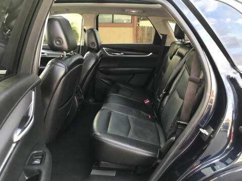 2017 Cadillac XT5 Luxury