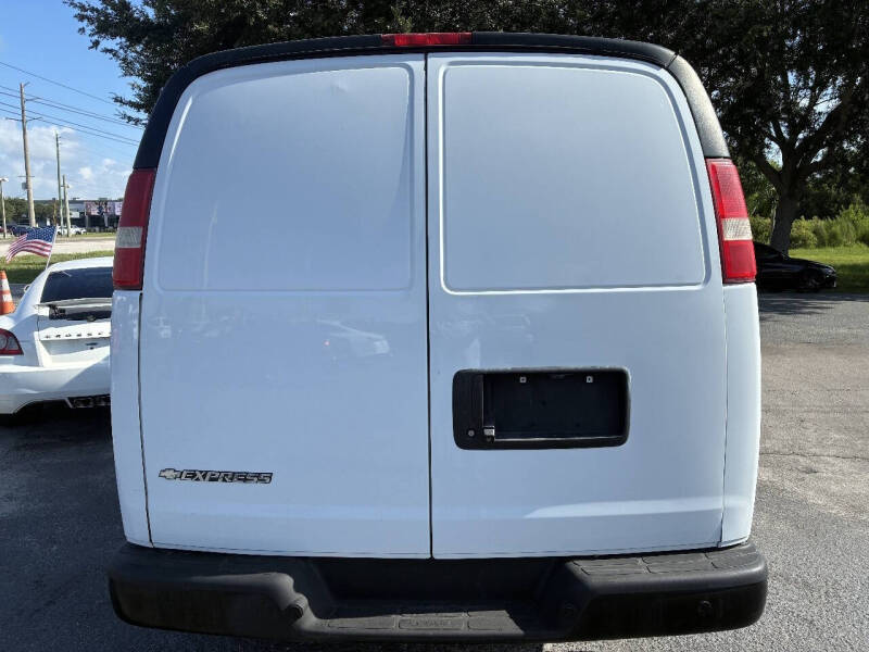 2017 Chevrolet Express 3500
