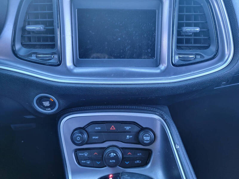 2020 Dodge Challenger SXT