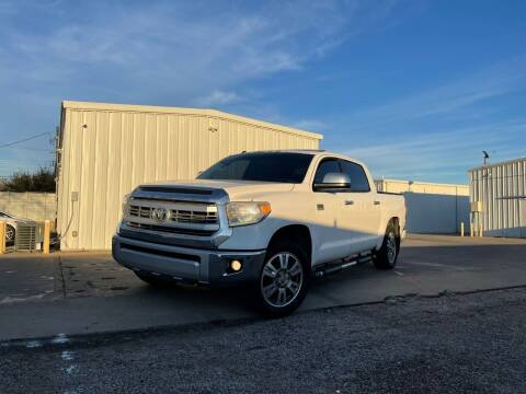 2014 Toyota Tundra for sale at DFW AUTO FINANCING LLC in Dallas TX