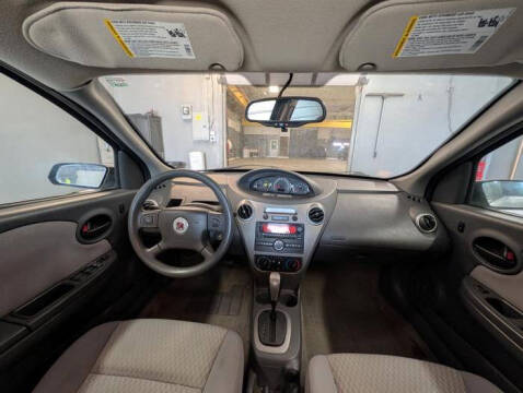2007 Saturn Ion 2