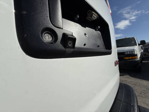 2020 GMC Savana 2500