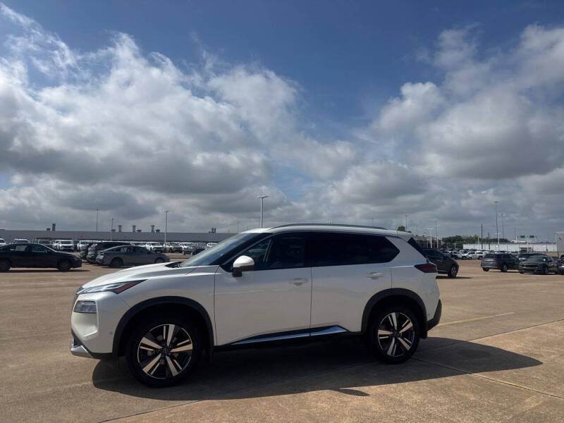 2023 Nissan Rogue Platinum