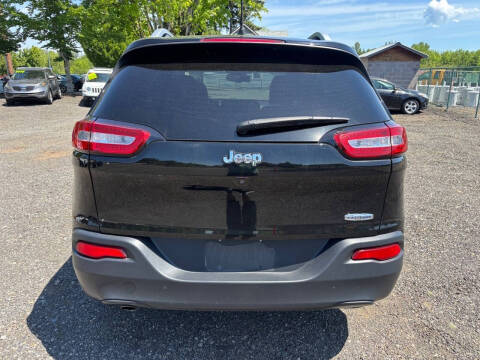 2018 Jeep Cherokee Latitude Plus