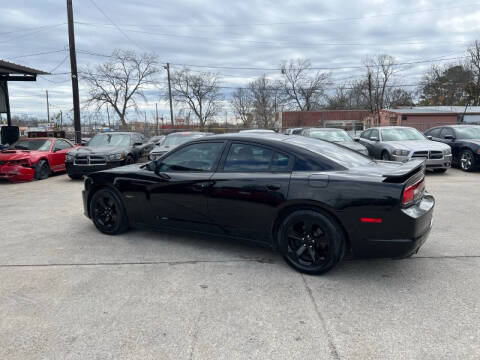 2013 Dodge Charger R/T Plus