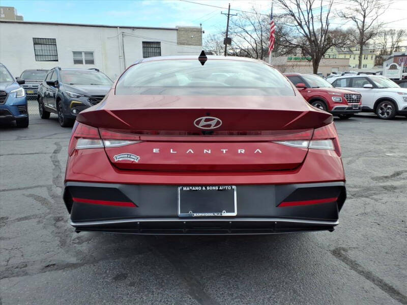 2025 Hyundai Elantra SEL Convenience