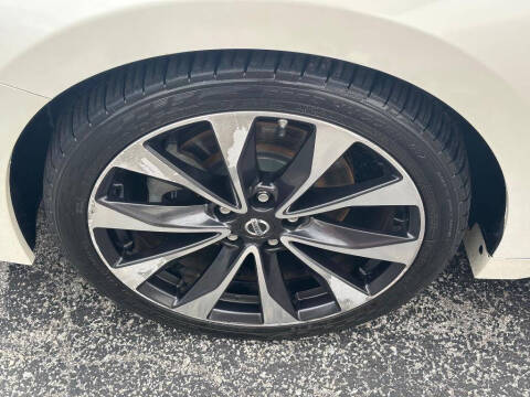 2016 Nissan Maxima 3.5 SR