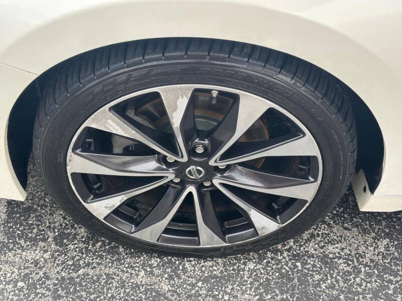 2016 Nissan Maxima 3.5 SR