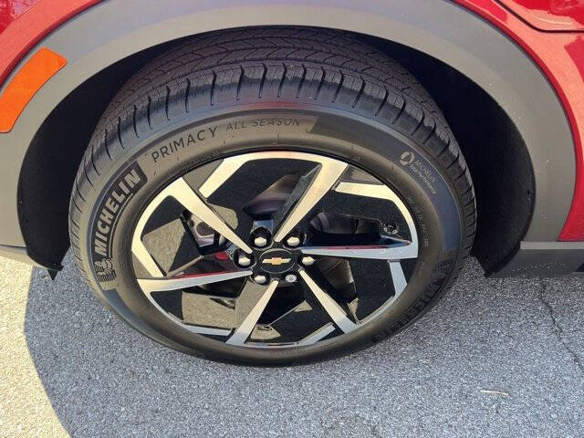 2026 Chevrolet Equinox EV LT 2