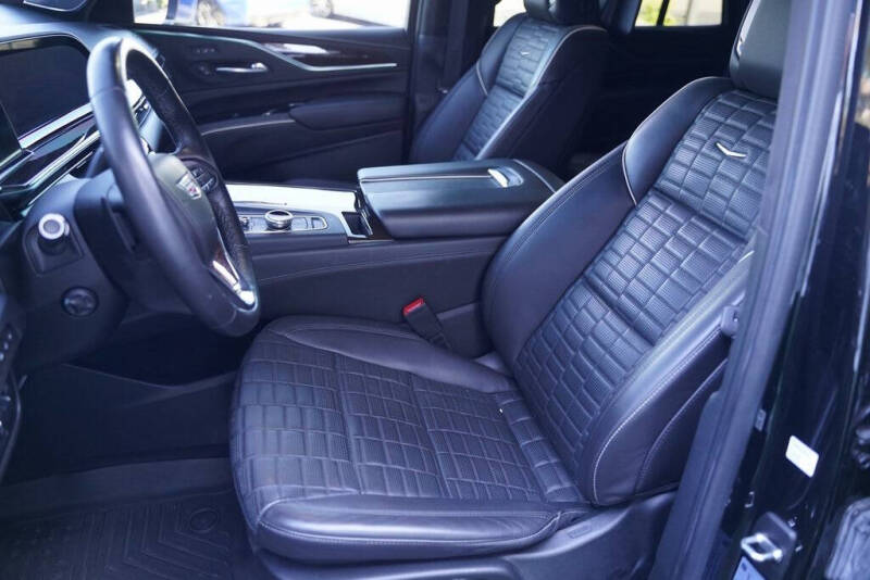 2022 Cadillac Escalade Sport Platinum