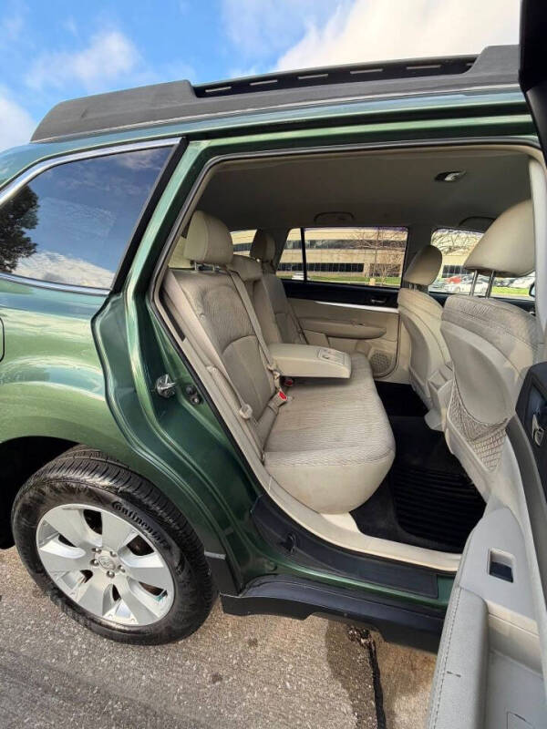 2011 Subaru Outback 2.5i Premium