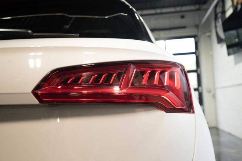 2019 Audi SQ5 3.0T quattro Premium Plus