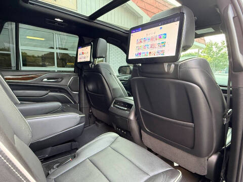 2023 Cadillac Escalade Premium Luxury
