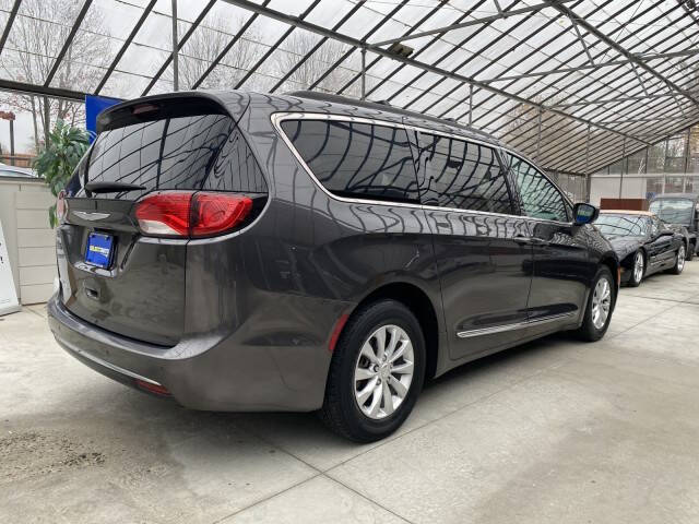 2017 Chrysler Pacifica