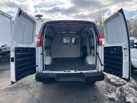 2017 Chevrolet Express 2500