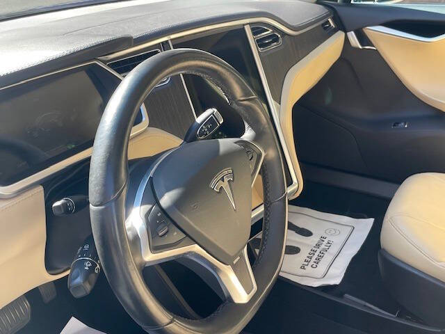2013 Tesla Model S
