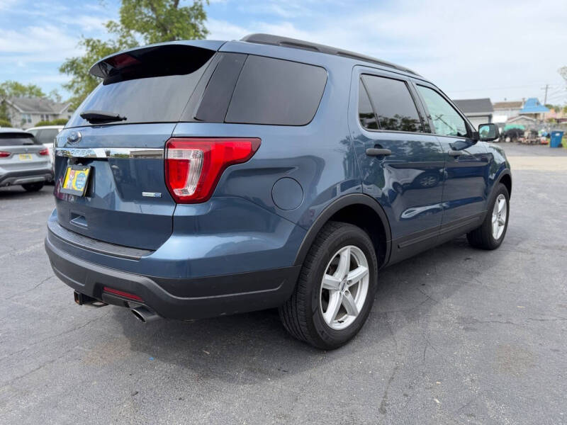 2019 Ford Explorer