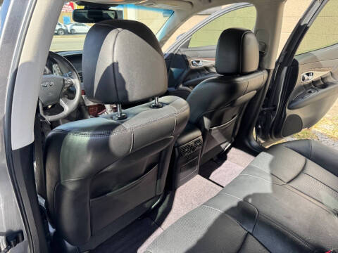 2018 Infiniti Q70 3.7 Luxe