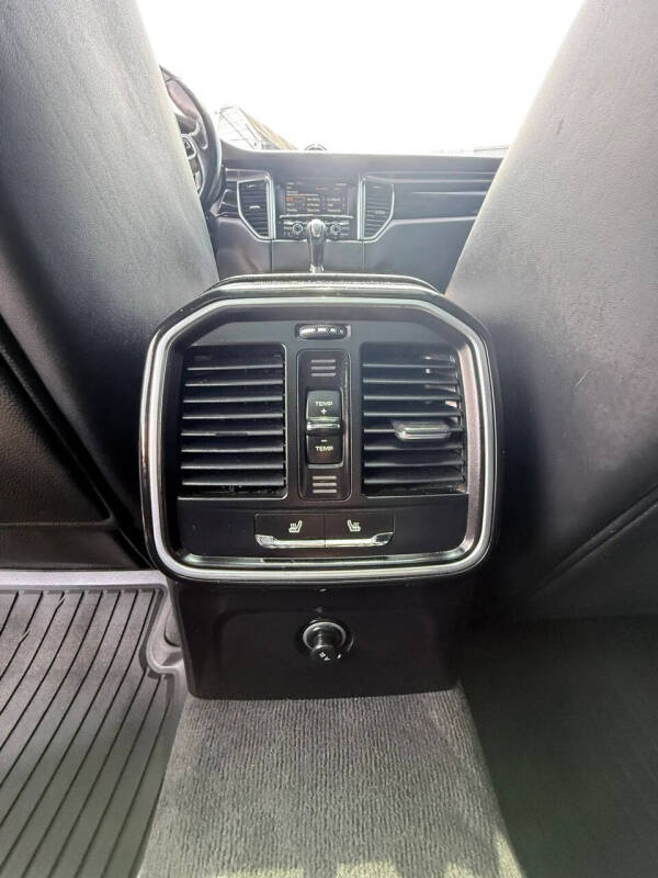 2016 Porsche Macan S