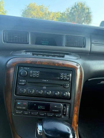 1998 Lincoln Mark VIII