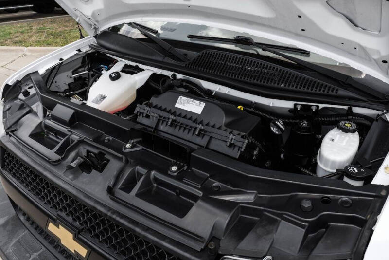 2021 Chevrolet Express 2500