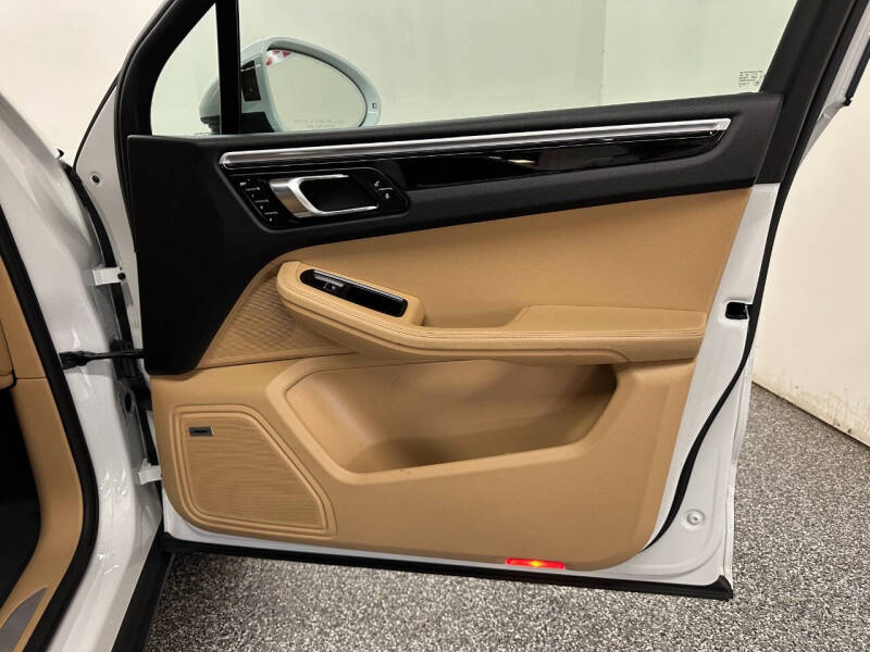 2018 Porsche Macan S