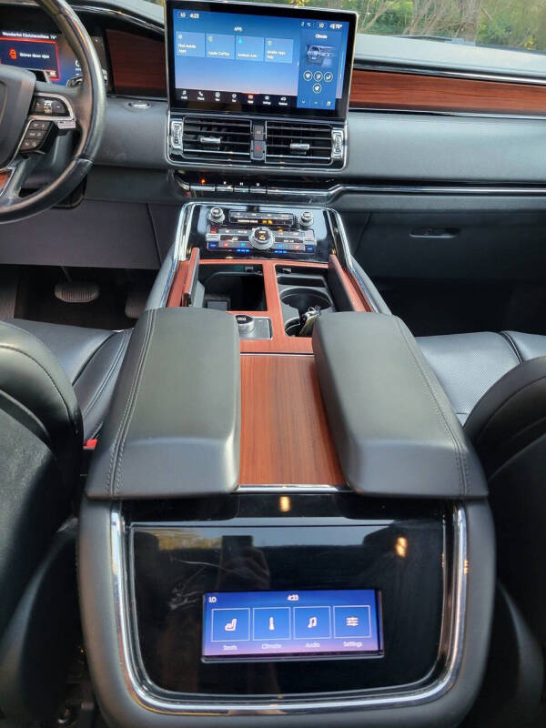 2024 Lincoln Navigator L Premiere