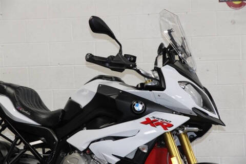 2016 BMW S1OOOXR