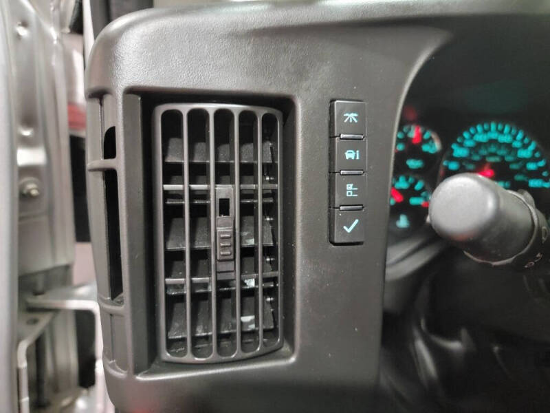 2017 Chevrolet Express LS 2500