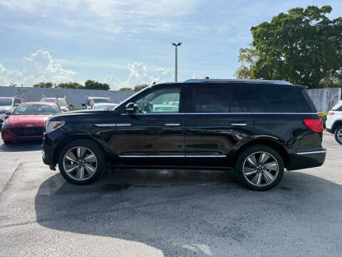 2018 Lincoln Navigator Select