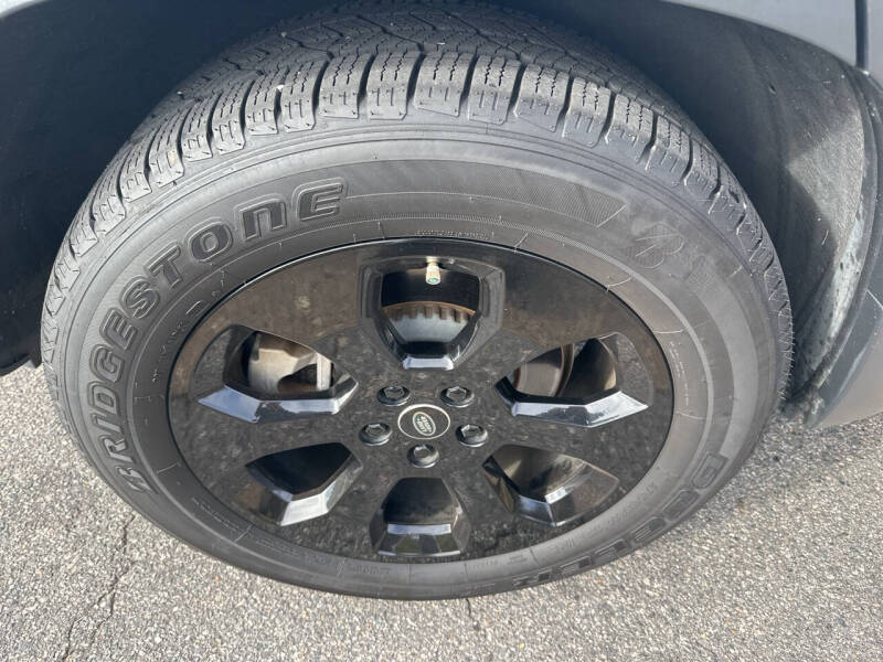 2023 Land Rover Defender 130 S