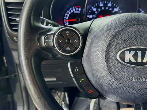 2015 Kia Soul +