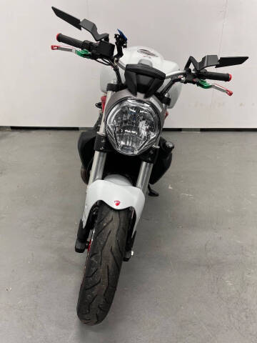 2015 Ducati Monster 821