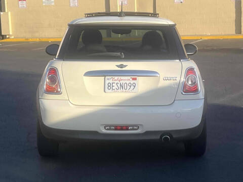 2011 MINI Cooper