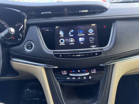 2017 Cadillac XT5